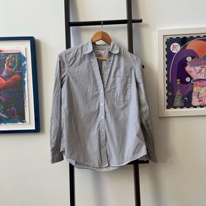 GAP Women’s Button-Down “Perfect Shirt”